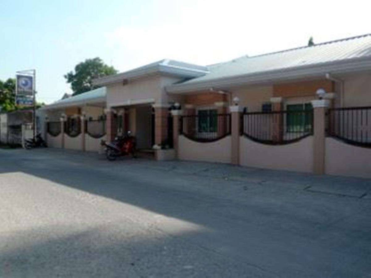 Balibago Villa Hotel Angeles Exterior photo